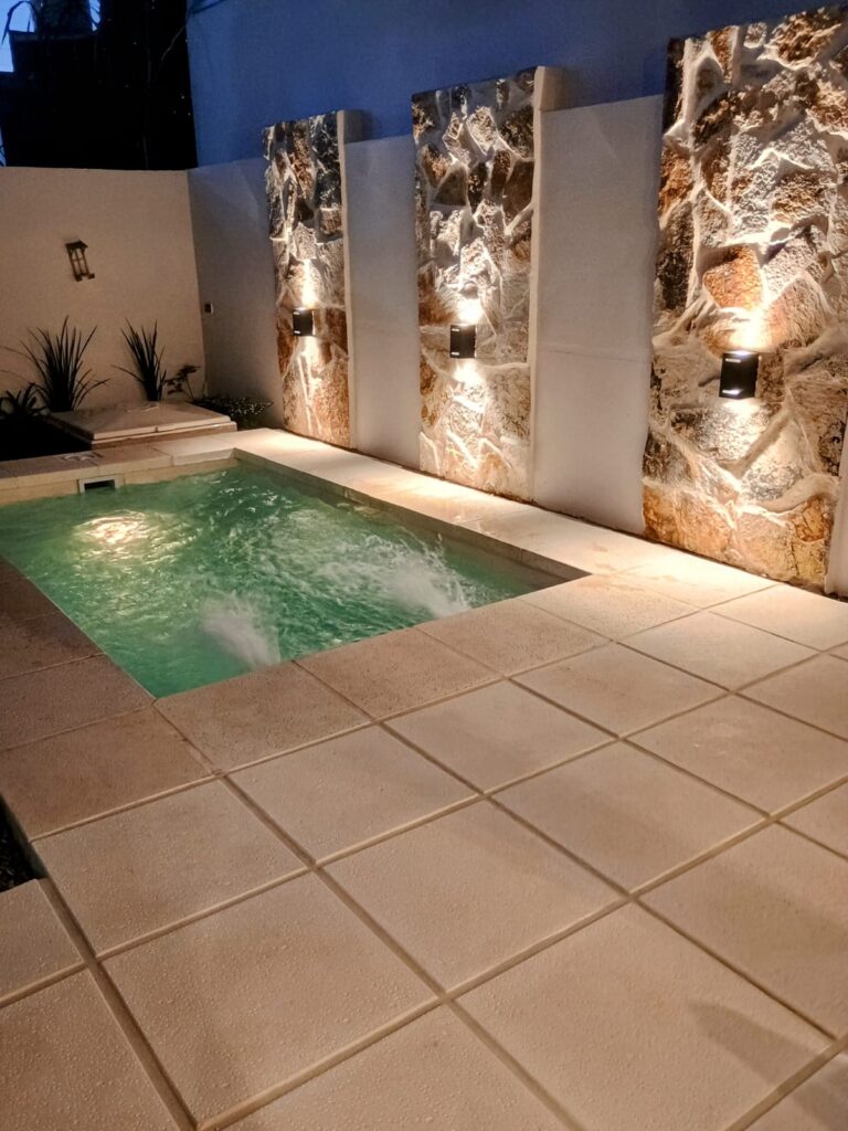 Lagoon Piscina 4242 (2)