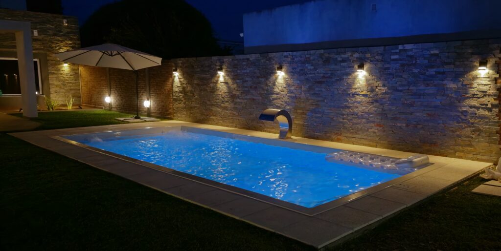 Piscina de Fibra de Vidrio Modelo 6300 (10)