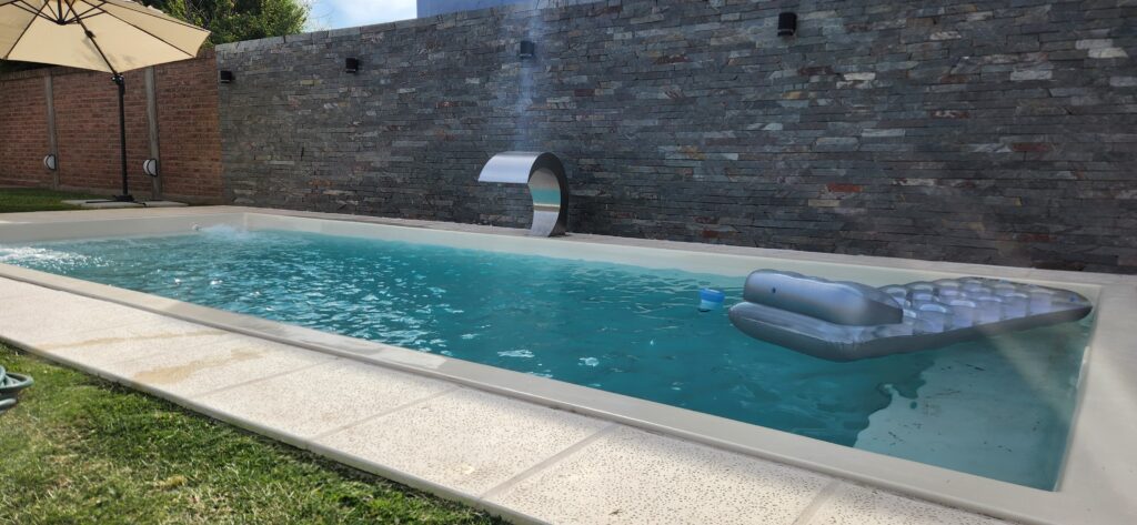 Piscina de Fibra de Vidrio Modelo 6300 (11)