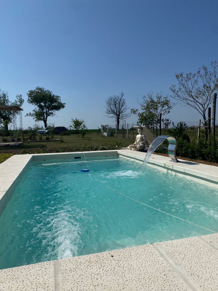 Piscina de Fibra de Vidrio Modelo 6300 (6)