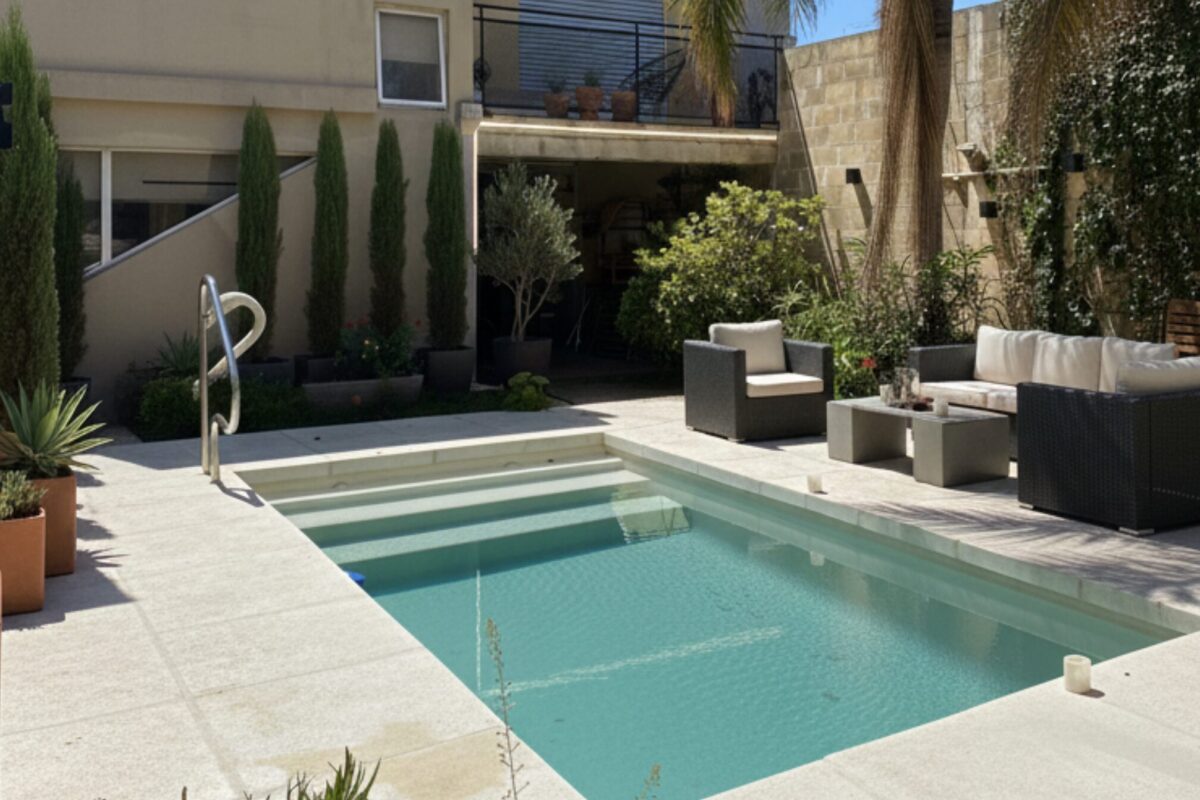 4242 dentro ptio pqueñ