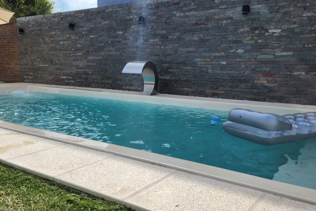 Piscina de Fibra de Vidrio Modelo 6300 (11)