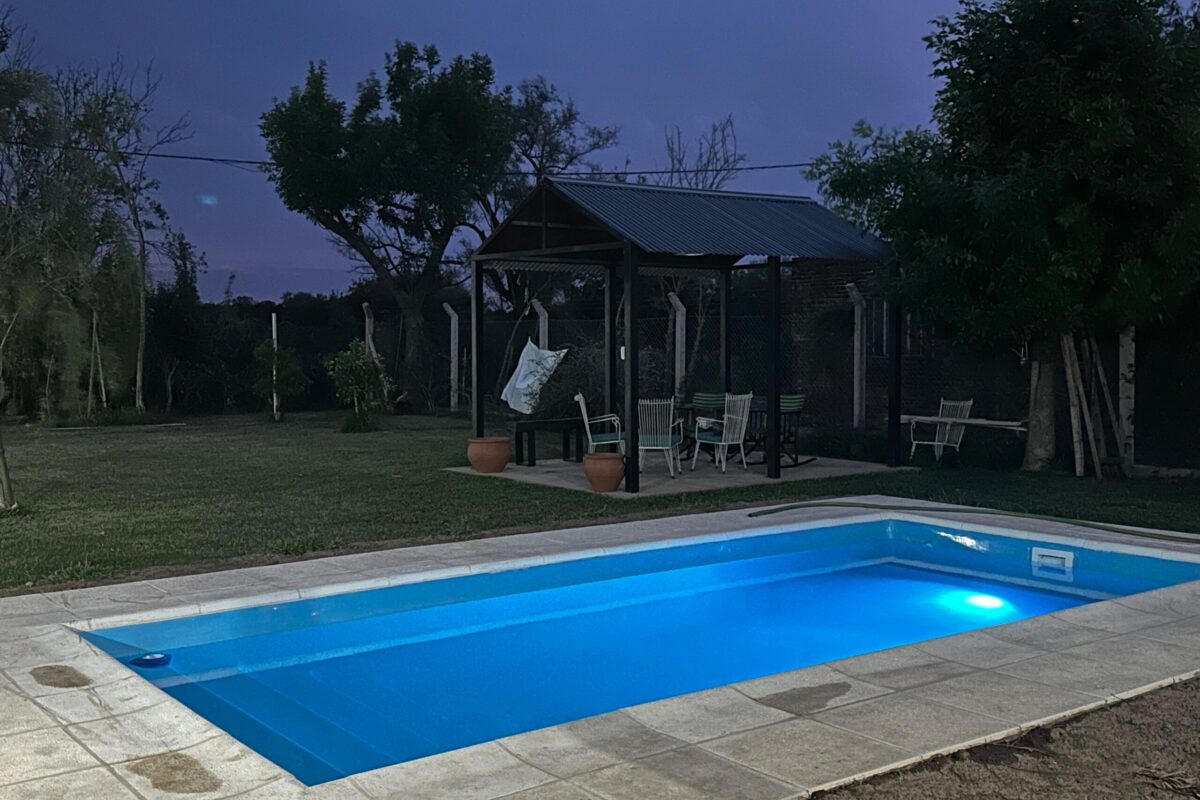 Piscina de Fibra de Vidrio Modelo 6300 (3)