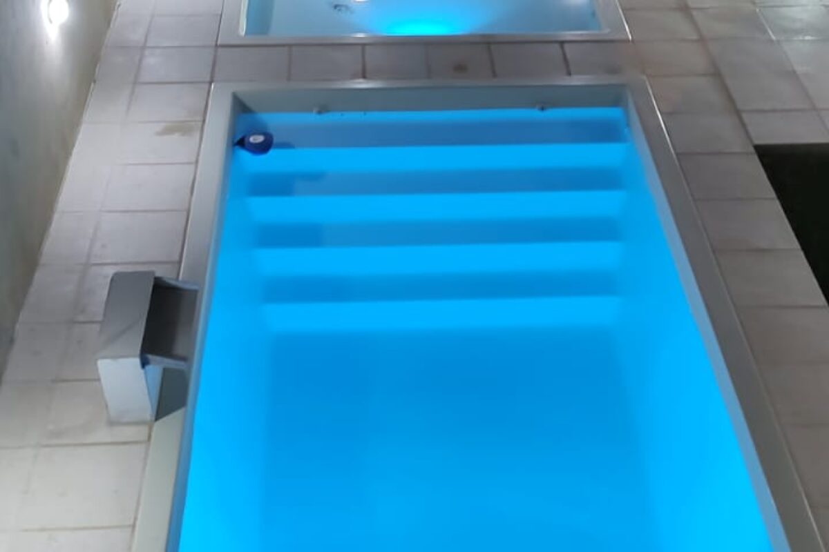 Piscina de Fibra de Vidrio Modelo 6300 (8)